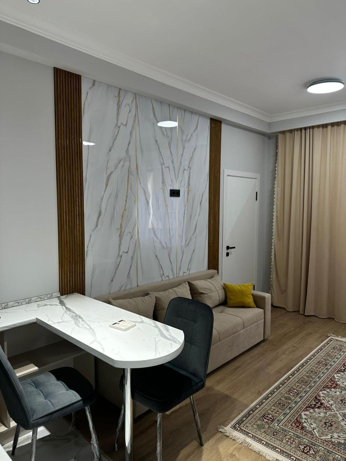 Апарт-Отель Amz Almaty Esterno foto